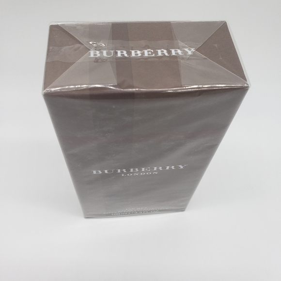 2445- Burberry London Men's Made in Spain NWT - Picture 3 of 6